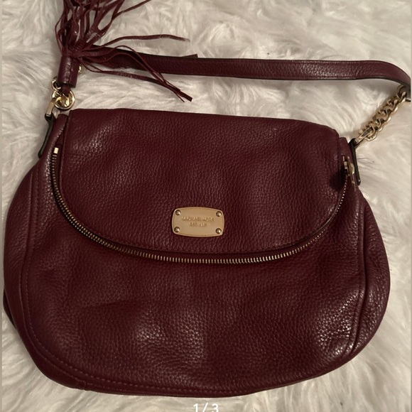 Michael Kors Bedford Crossbody Purse - Picture 2 of 16